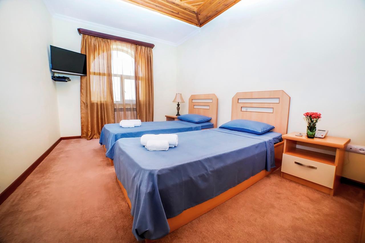 Amrots Hotel Vaykʼ エクステリア 写真